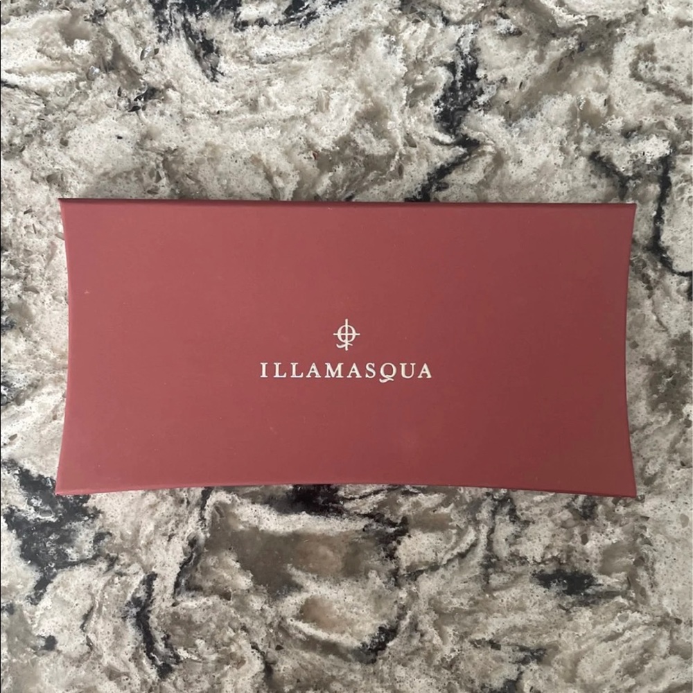 Illamadqua Unvieled Artistry Palette